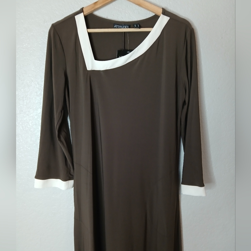 NWT Attitudes by Renee Brown & White Long Sleeve Asymmetrical Maxi Dress Small - Picture 3 of 5